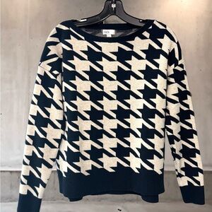Nordstrom Rack Houndstooth Crewneck Sweater Size S • Navy Cream • Excellent